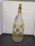 Customized Gold and Frosted Wine Bottle with 2pc Long Stem Wine Glasses