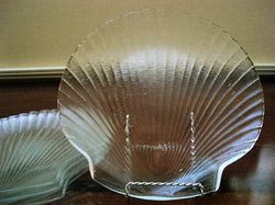 Shell Shaped Clear Glass Luncheon Plate 4pc set - FayZen's Kreations
