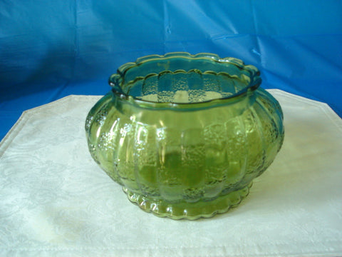 Oval Vintage ALR Co. Green Bowl with Scalloped Base and Rim - FayZen's Kreations