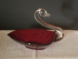 Swan Soap Dish with Clear Head and Red Body - FayZen's Kreations