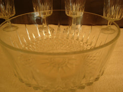 Arcoroc Cut Crystal Salad Bowl With Starburst Design - FayZen's Kreations