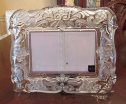 Mikasa Crystal Frosted/Embossed 3"X5" Double Picture Frame - FayZen's Kreations