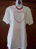 Hand-Painted Unisex T-Shirt with Red Checkered Heart & Crystal Letter "L" plus Necklace Set - FayZen's Kreations